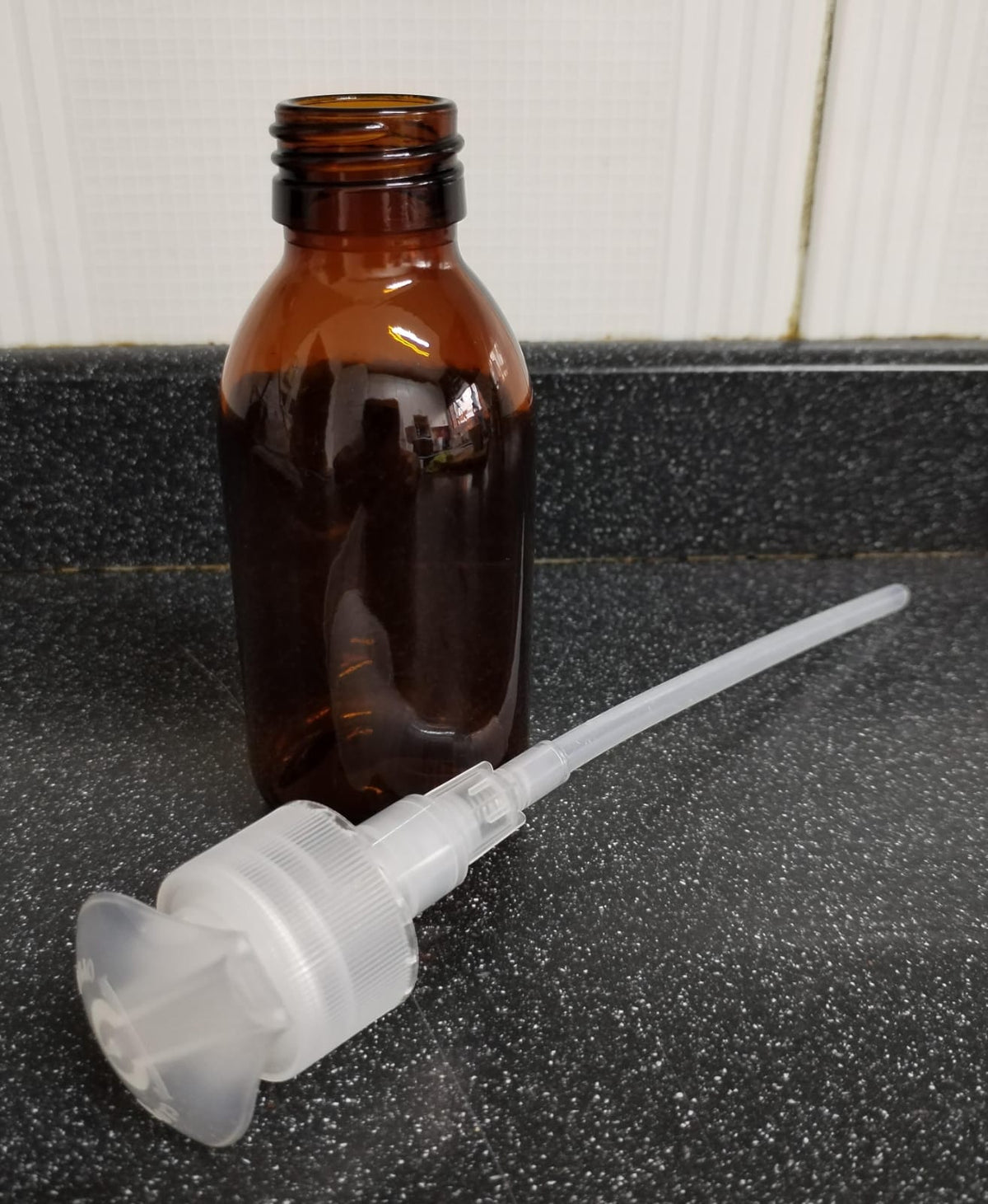 Frasco Vidrio c/tapa Cremera 28mm - 125ml