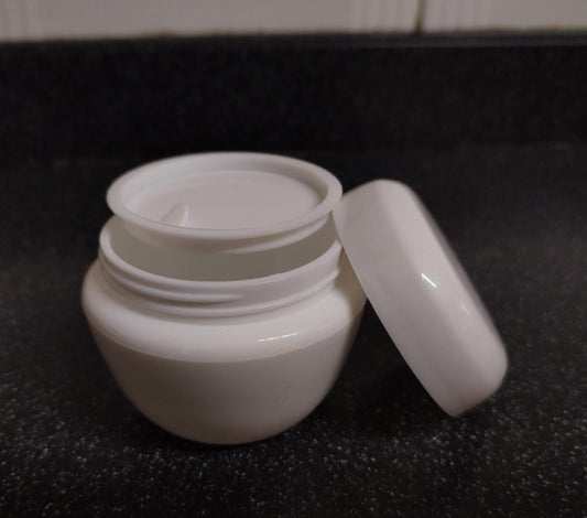 Cremero Plastico Oval T/Blanca - 50ml