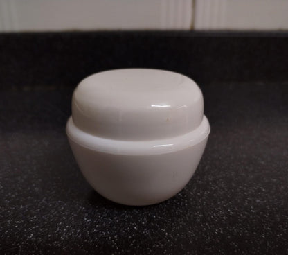 Cremero Plastico Oval T/Blanca - 50ml